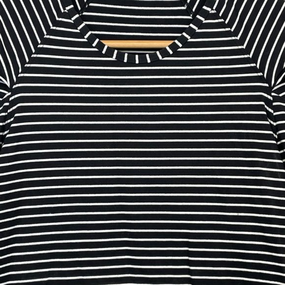 Lululemon Black White Striped Long Sleeve Top - Picture 2 of 7